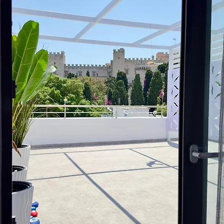 Castelo View Luxury Apartment